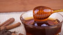Prirodni lek od cimeta i meda: 6 bolesti koje leči ova moćna kombinacija
