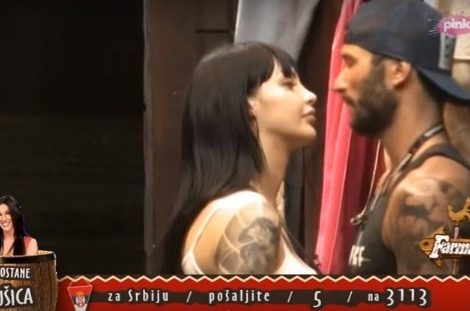Anđela Vestica razemenjivala poljubce sa Nikolom Lakićem