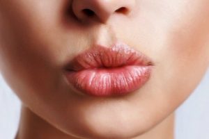 Prirodni balzam za vaše lepe i negovane usne (recept)