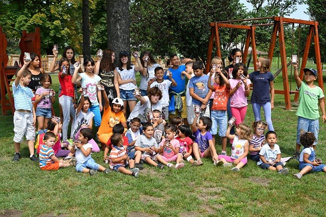 Kompanija Imlek i Almex organizovali obilazak za decu 