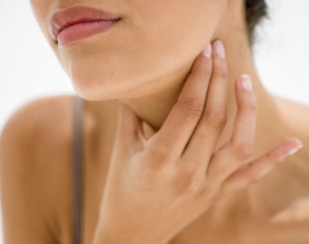 Narodni lek za bol u grlu od 3 SASTOJKA - Otklanja grebanje i poteškoće pri gutanju