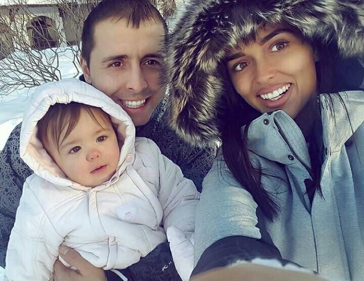 Nemanja Staletović prvi put sa kćerkicom na zimovanju!