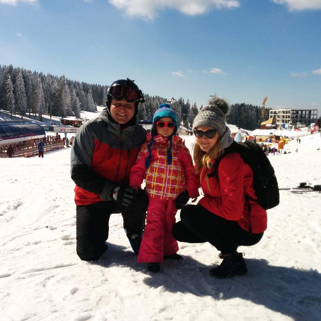 Ana Pendić sa porodicom uživa na Kopaoniku