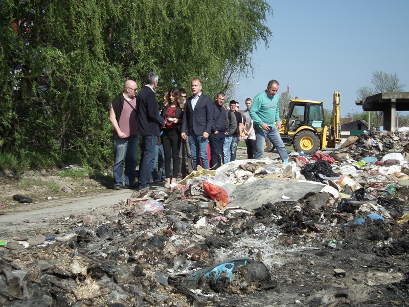 Uklanjanje divlje deponije na Temerinskom putu