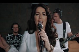 Fanovi odlepili, Seka Aleksić objavila novu pesmu! (VIDEO)