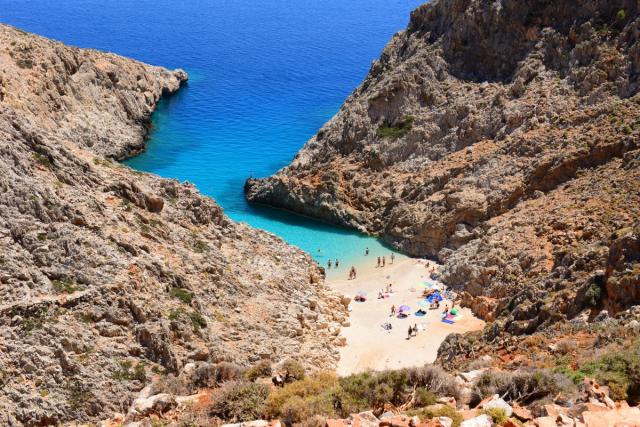 Do ove egzotične Kritske plaže je teško doći (VIDEO)