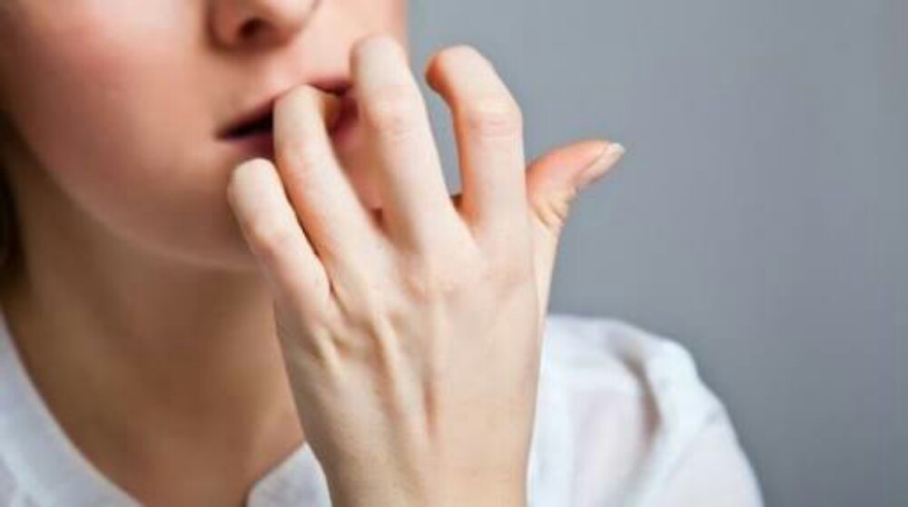 Ako grickate nokte ili zanoktice, imate veće šanse da se razbolite!