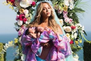 Beyonce objavila prvu fotografiju svojih blizanaca Sira i Rumi