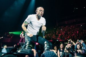 Frontmen benda Linkin Park izvršio samoubistvo!