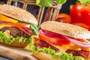 Predlog za ručak: Letnji hamburger