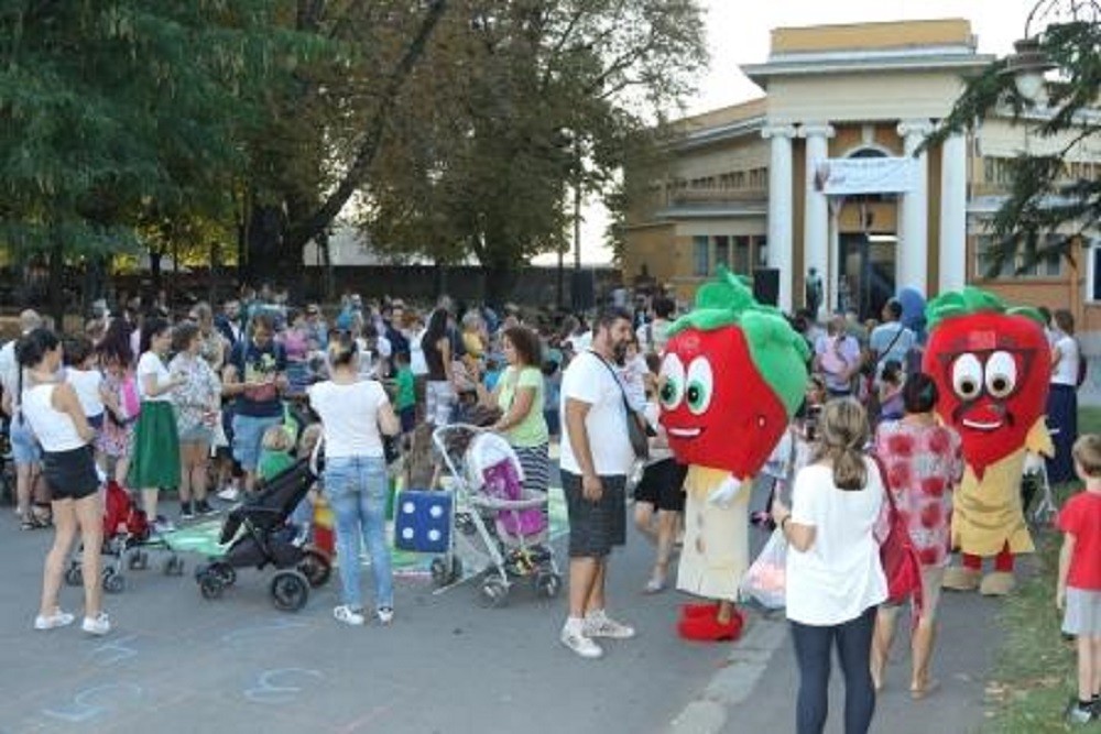 Slatka zabava pred polazak u školu