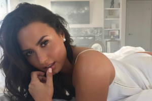 Demi Lovato našla devojku! (FOTO)