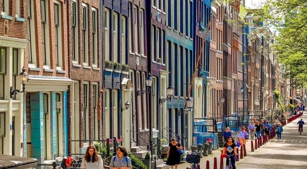 Građani Amsterdama visokim taksama teraju turiste