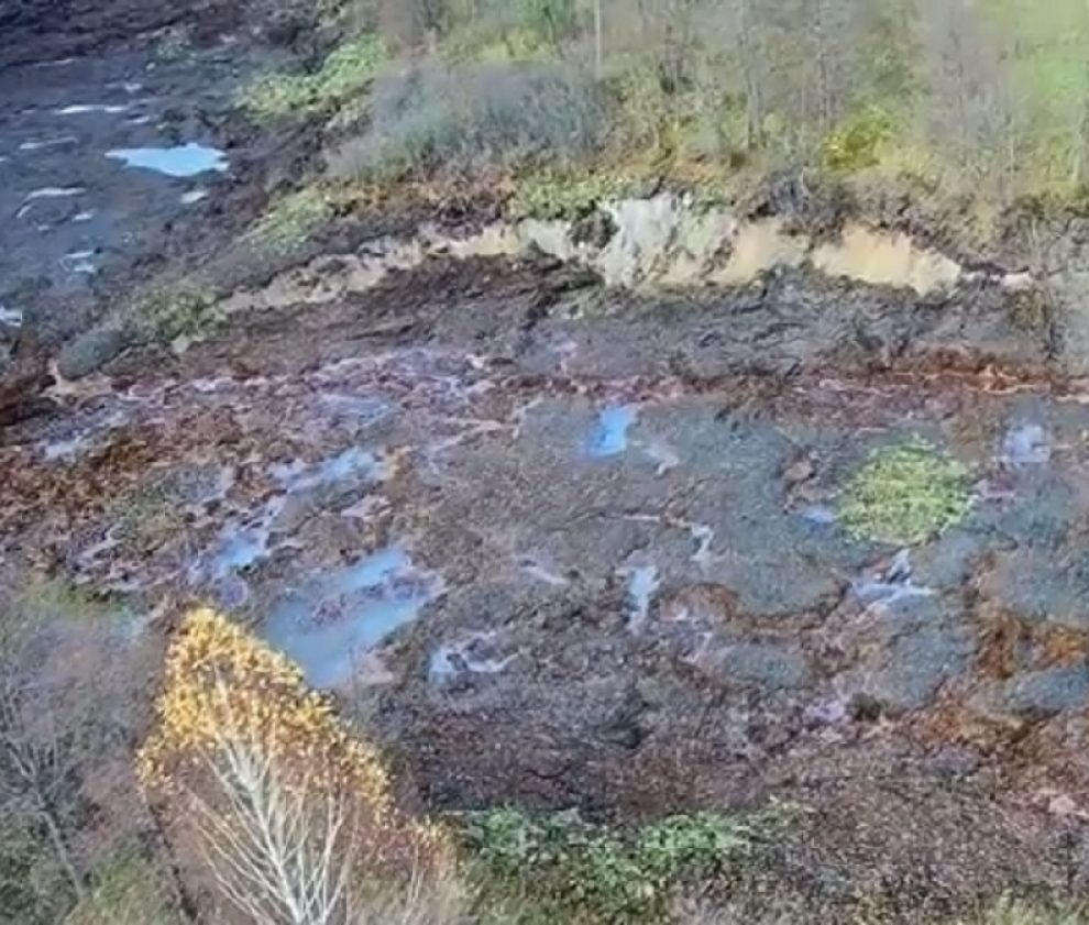 Misterija u Rusiji! Celo jezero nestalo pod zemljom!