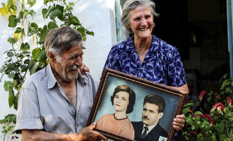 Da li su otkrili tajnu dugovečnosti? Ostrvo u Grčkoj gde trećina ljudi ima više od 90 godina! (Video)