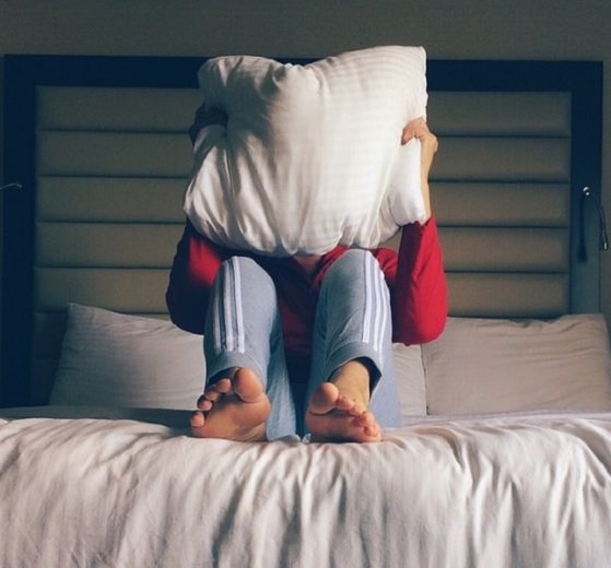 Otkriveno koja je NAJGORA APLIKACIJA za korišćenje pre spavanja