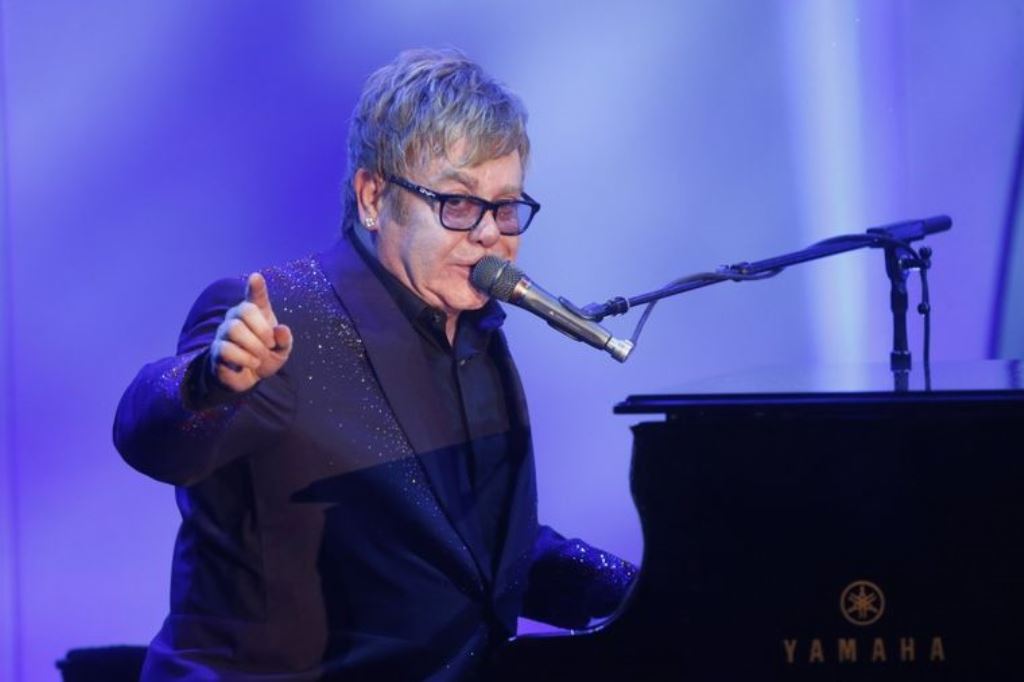 Elton Džon najavio da će mu predstojeća turneja biti poslednja