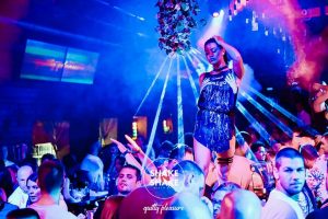 Majami u Beogradu! Čuveni DJ večeras na splavu SHAKE'N'SHAKE
