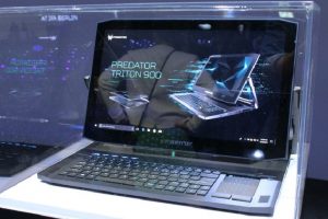 ACER obradova gejmere novim laptop-om sa "transformers" ekranom