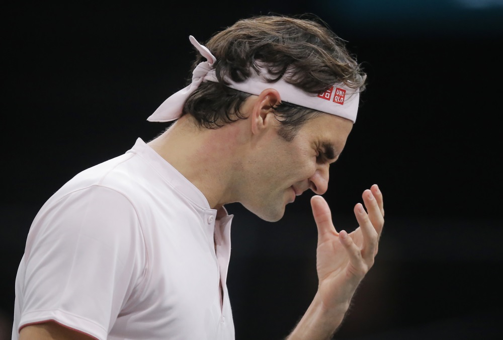 Federeru nije dobro ! Turnir je počeo u Londonu, a on priznao da se uzentao od Novaka