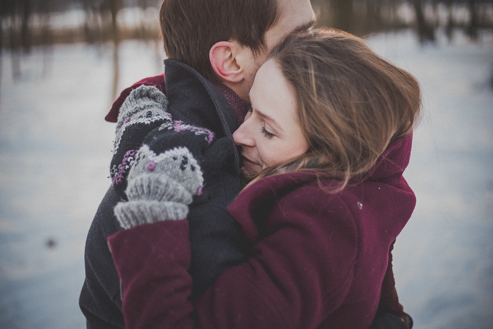 Ne zaboravite da zagrlite voljene osobe: Ovo su pozitivni efekti zagrljaja