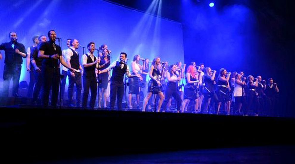 Ovacije za Perpetuum Jazzile sinoć u Sava Centru!