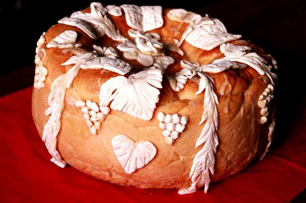 Napravite postan slavski kolač jednostavno i ukrasite ga veoma lako