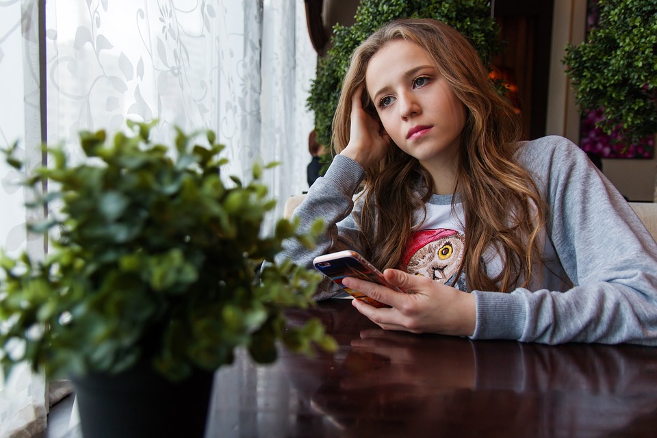 Društvene mreže štetnije za devojčice