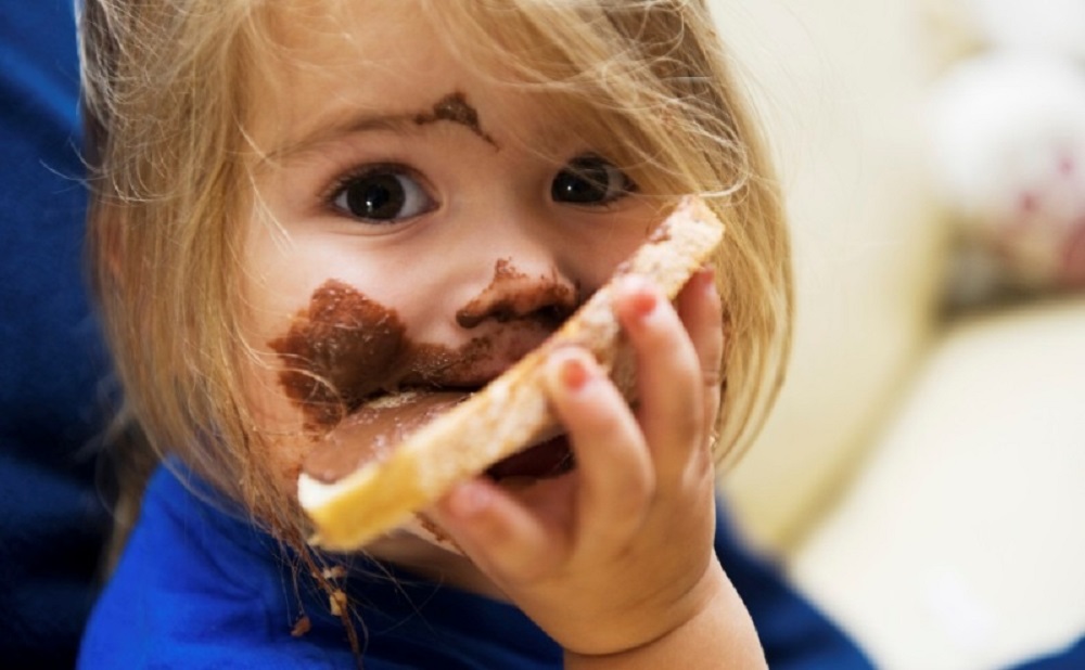 Bolje dati deci parče hleba s mašću, nego mlečnu čokoladu