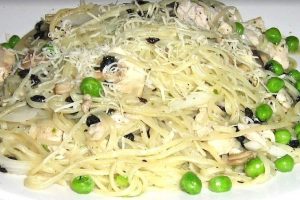 RECEPT DANA: Pasta sa lososom i graškom