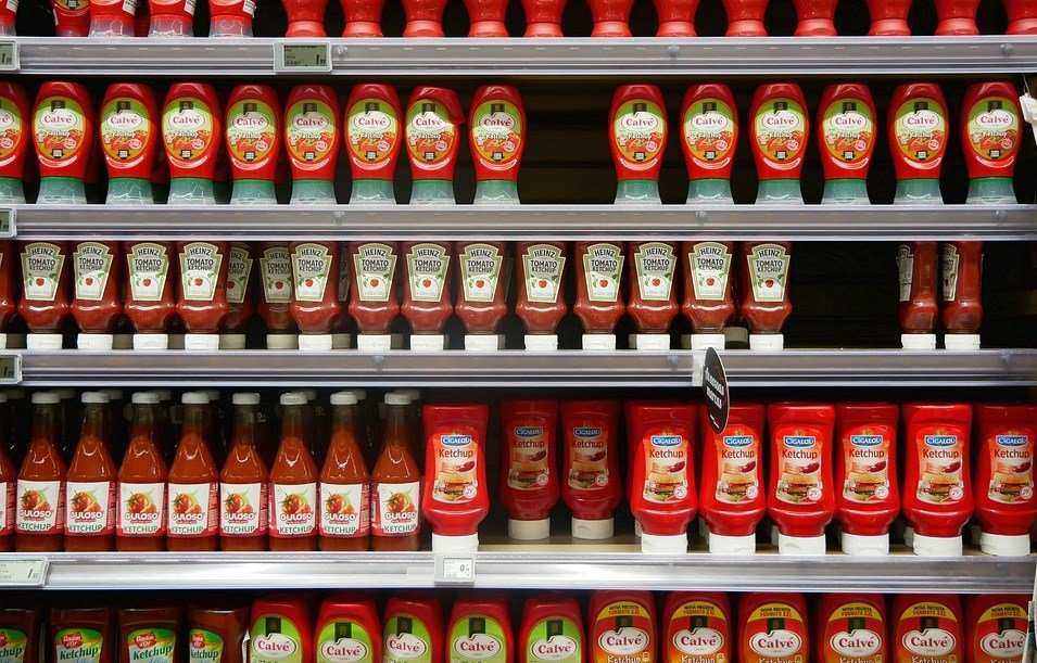 Flašica kečapa prodata je za 2.000 evra - i to samo zbog jednog DETALJA na njoj! (VIDEO)