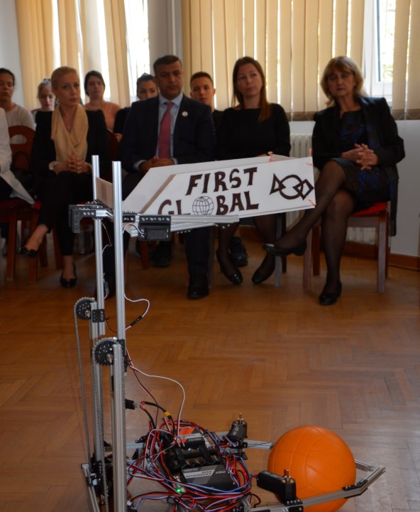 Tim Srbije otputovao na Olimpijadu u robotici