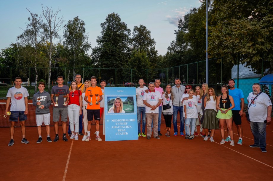 TAMARA I STEFAN POBEDNICI ČETVRTOG TENISKOG TURNIRA „ANASTASIJA BEBA STAJIĆ“