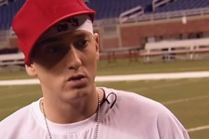 Eminem kritikovao one koji ne nose maske: "Polovina nas hoda unaokolo kao da je zombi apokalipsa"