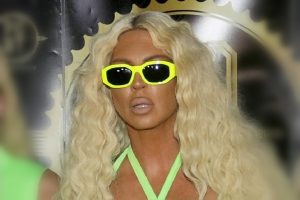 Jelena Karleuša napravila pometnju prvim nastupom