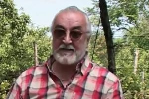 Preminuo Zafir Hadžimanov: Poznati pevač izgubio bitku protiv korone