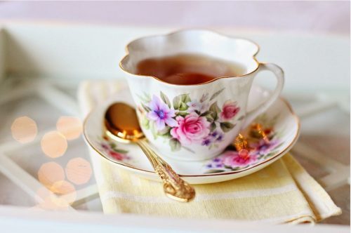 Čaj od ove BILJKE ublažava KAŠALJ i respiratorne probleme, jača imunitet
