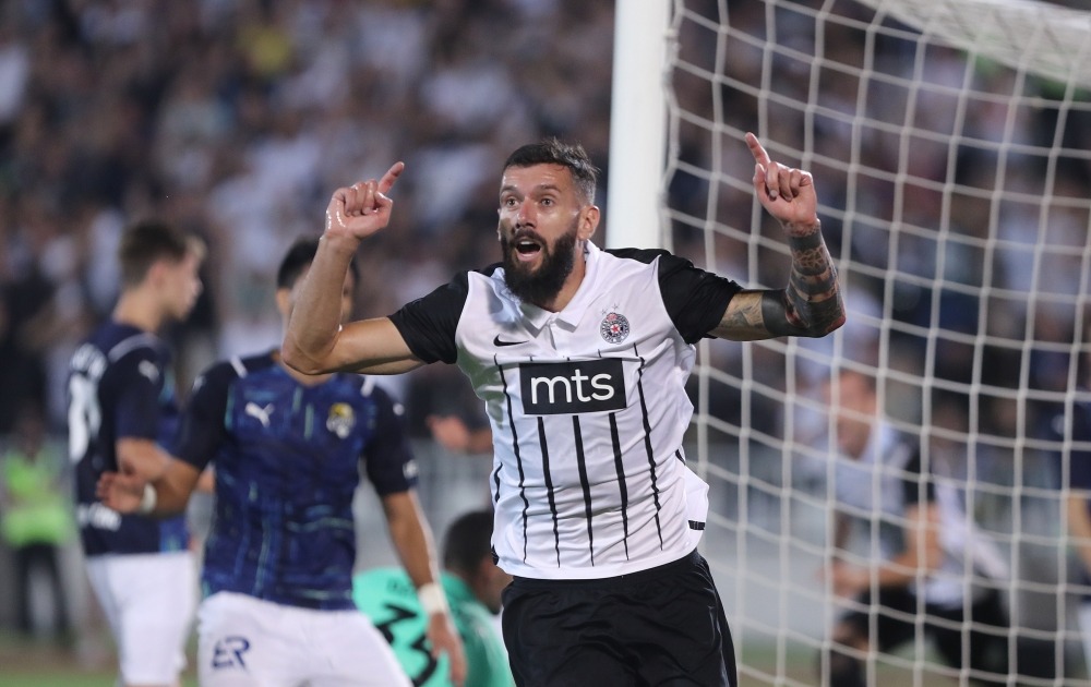 Partizan posle gola u 90. minutu i penal lutrije prošao u plej-of Lige konferencija!