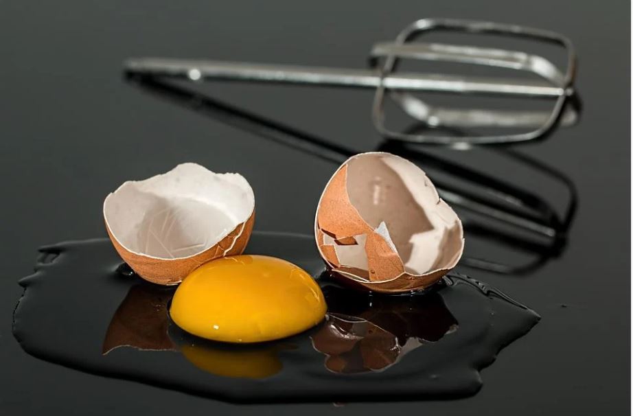 Iznenadiće vas RAZLIKA između braon i belih jaja: Koja su BOLJA?
