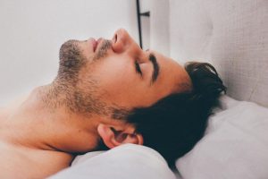 Mali trik koji će vam pomoći da lako i brzo zaspite
