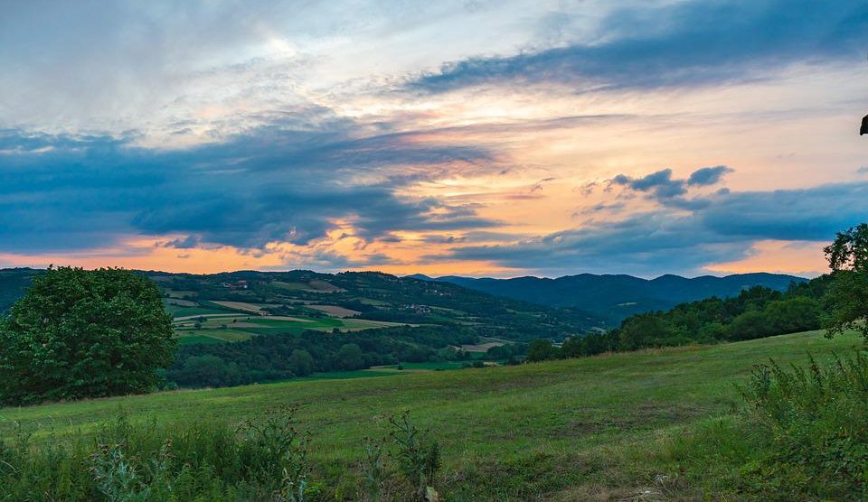 Stižu novi vaučeri za putovanja: Evo ko sve ima pravo da se prijavi!