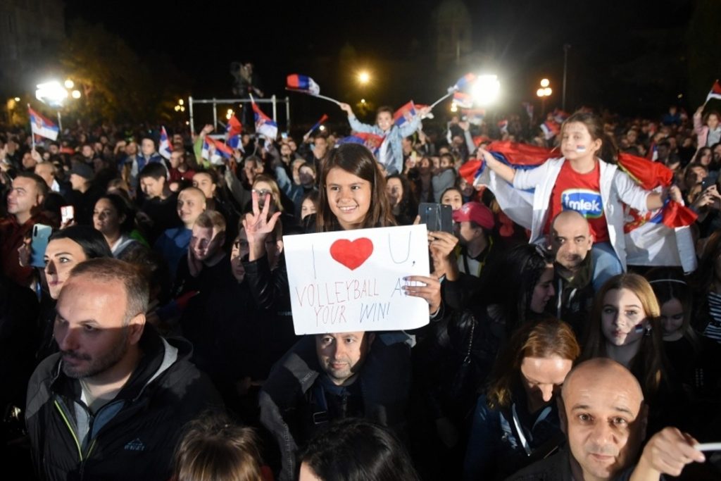 Sve je stalo kada su ZLATNE DEVOJKE izašle, Srbija se poklonila šampionkama