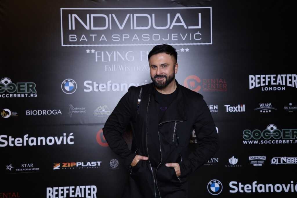 SPEKTAKL U HOTELU HAJAT: Revija Bate Spasojevića okupila srpski džet-set - kolekcija prevazišla sva očekivanja (FOTO)