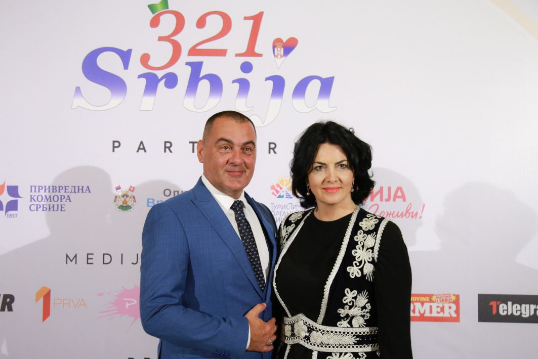 LANSIRAN NAJVEĆI MEDIJSKI PROJEKAT O TURIZMU U SRBIJI: "321 Srbija" predstavljen na svečanoj promociji u Hajatu (FOTO)