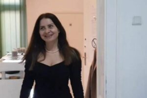 KAKVA PRIRODNA LEPOTA: Glumica Nevena Šarčević bez šminke osvaja gracioznošću (FOTO)