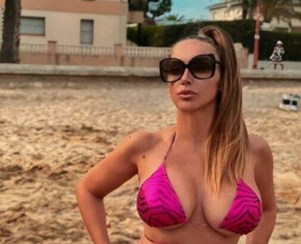 Goga Sekulić se skinula u roze bikini, pohvale pljušte a svima je pažnju privuklo ovo