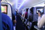 Kako da zamenite mesto sa drugim putnikom u avionu? Pogledajte kada je najbolje da ga to pitate