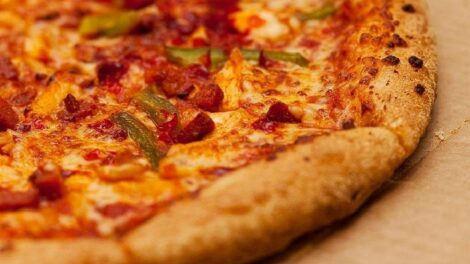 Korak po korak: Recept za domaću picu