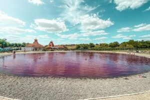 Tajna banje u Srbiji koja leči mnoge bolesti: Egzotična voda roze boje